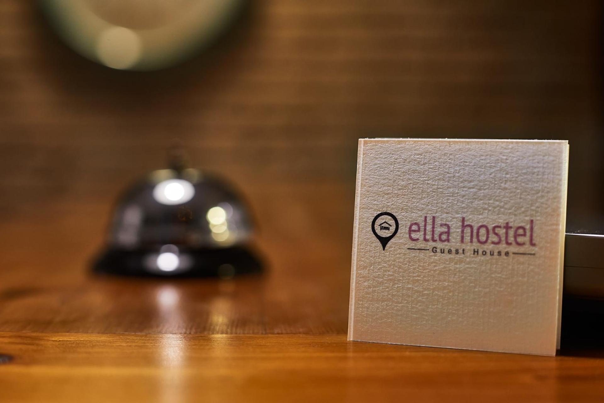 Ella Gran Via Pensión