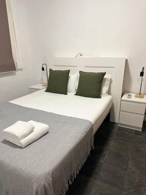 Lindo En El Centro De Apartamento Barcelona