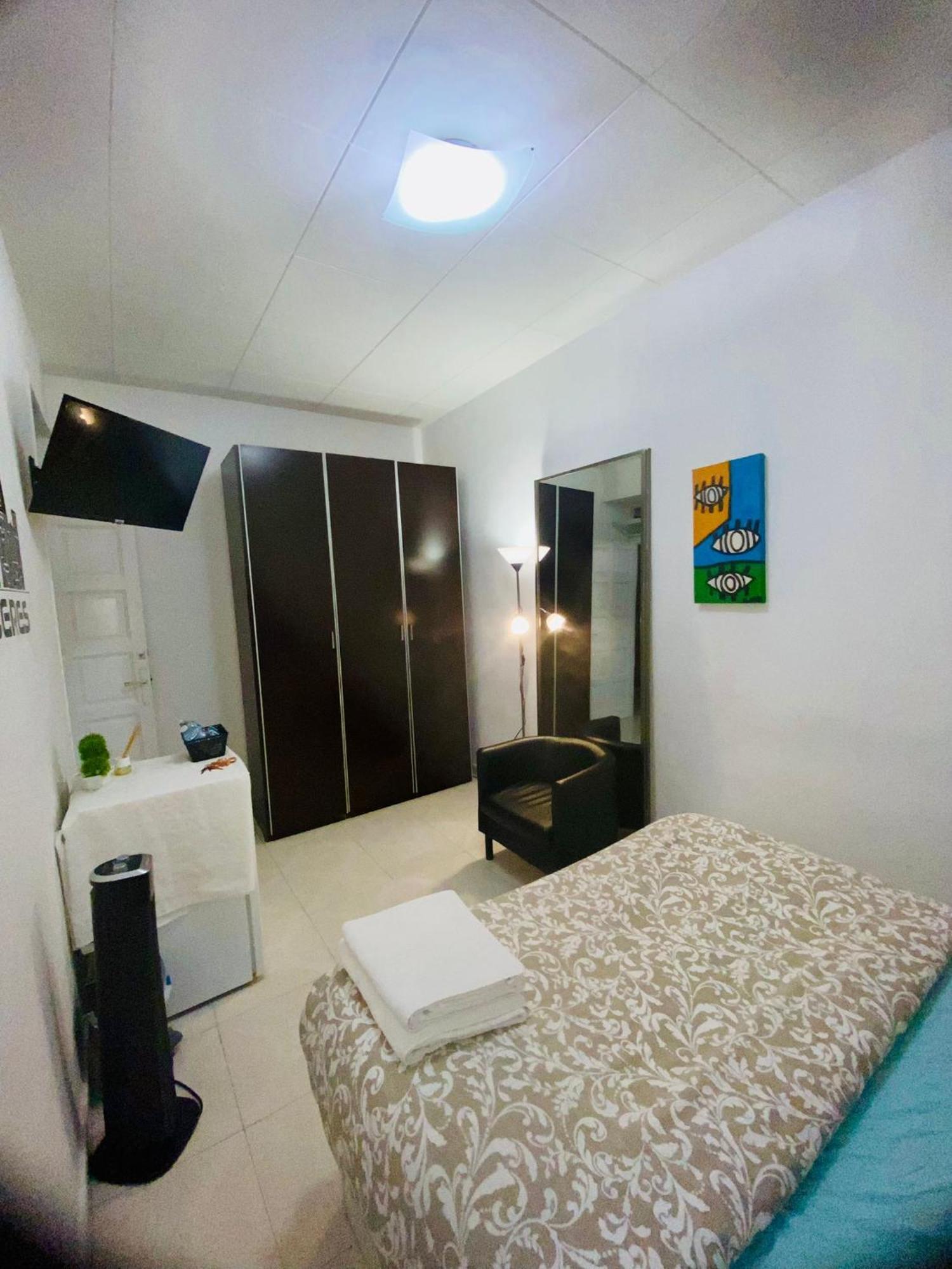 Habitación En Centro De Barcelona