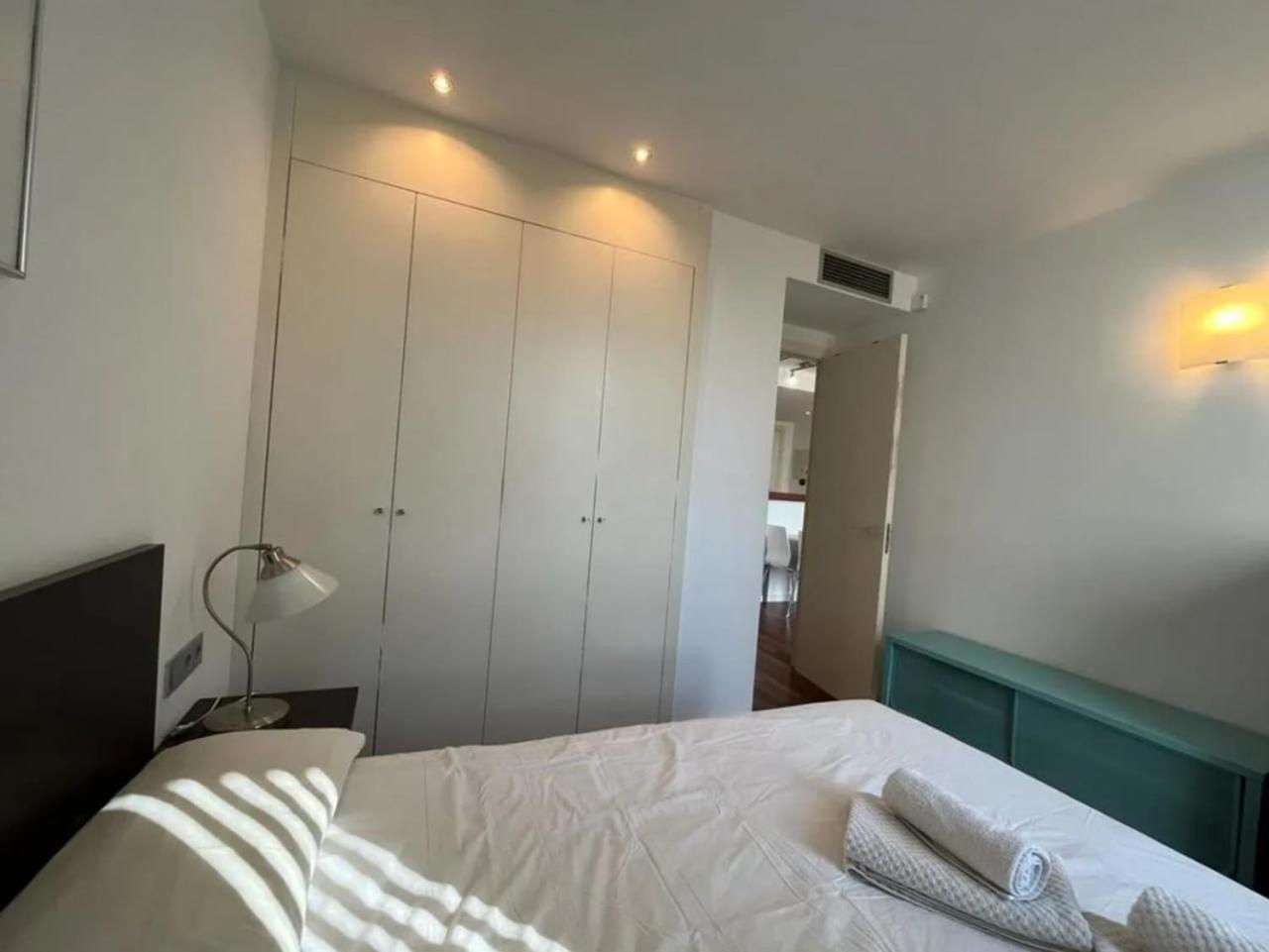 Apartamento For Rent In Calle Del Doctor Aiguader *