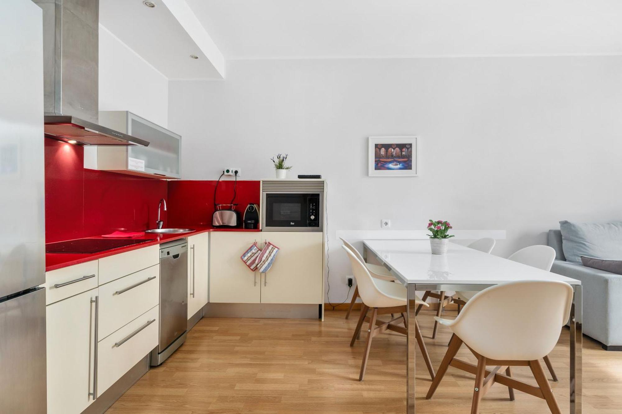 Flateli Pelayo H2 Apartamento *