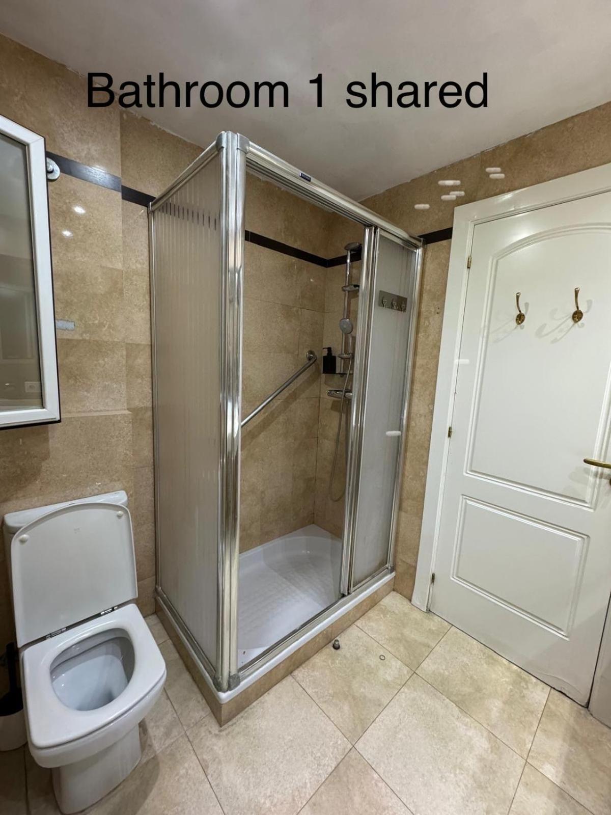 Apartamento Spacious In Area A