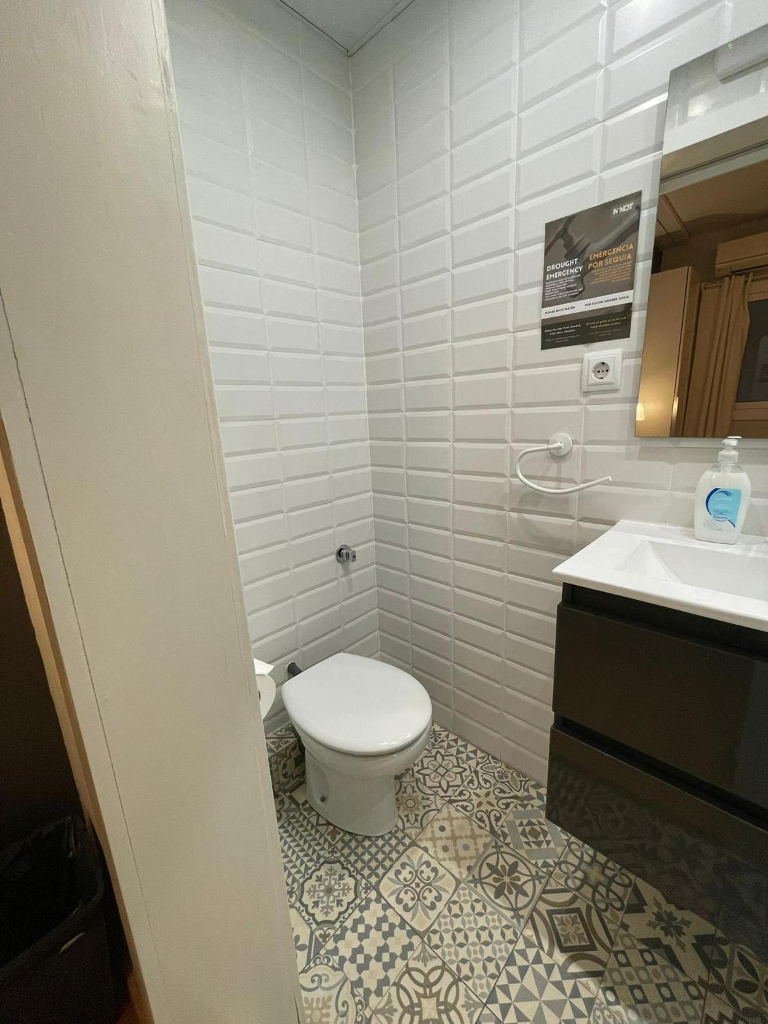 Guest house El Ninot 2*