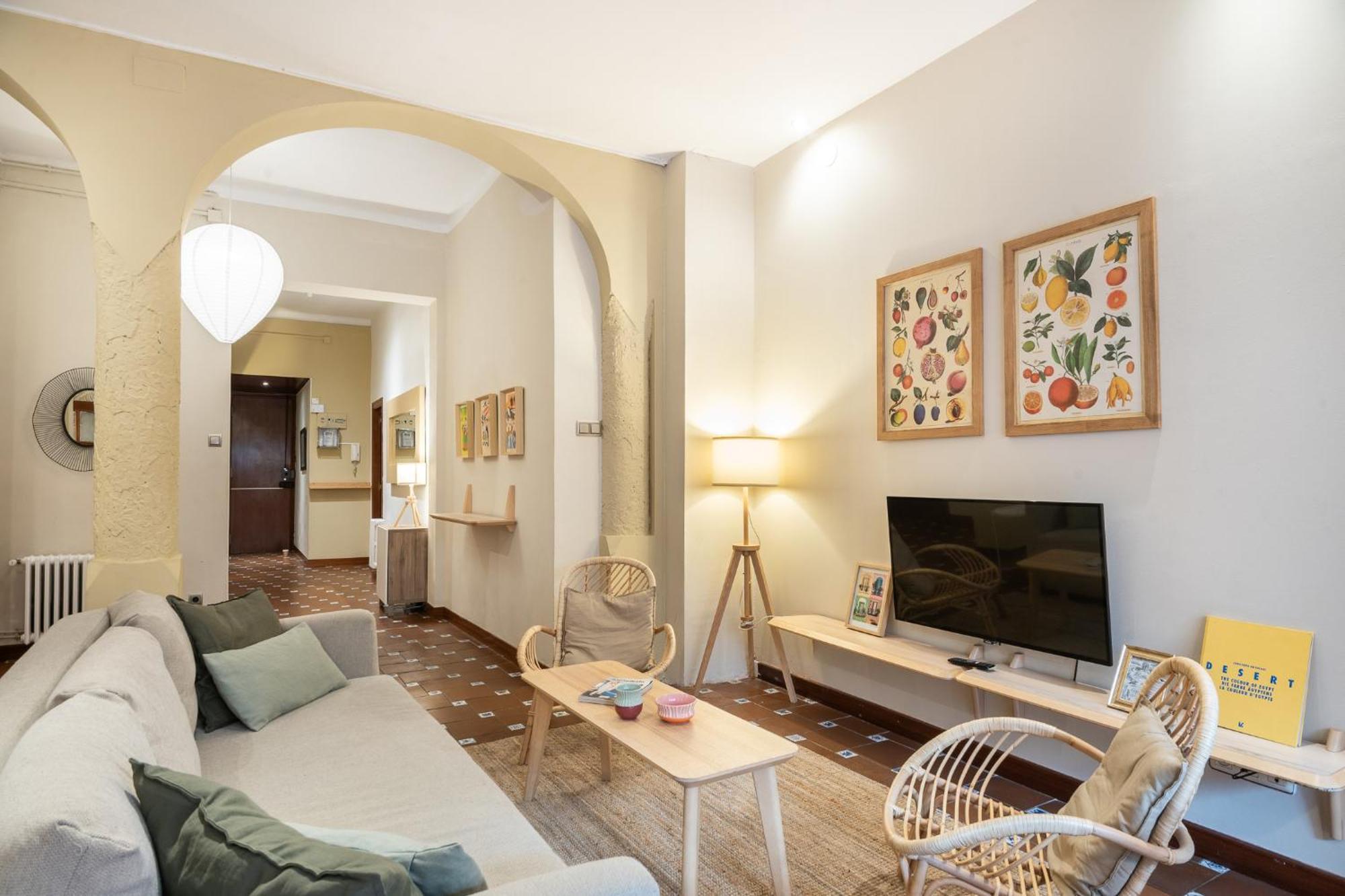 Spacious & Sunny With Terrace In The Center Apartamento