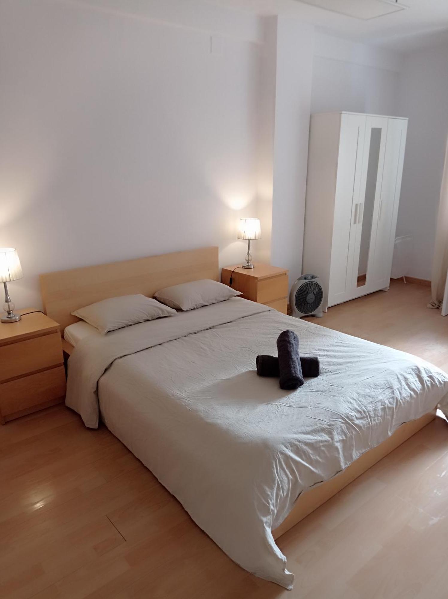 Sunny Central Double Bed Metro L5 - L1 *