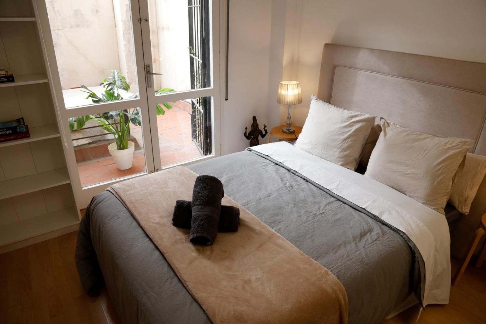 Hostal Sunny Central Double Bed Metro L5 - L1 Barcelona