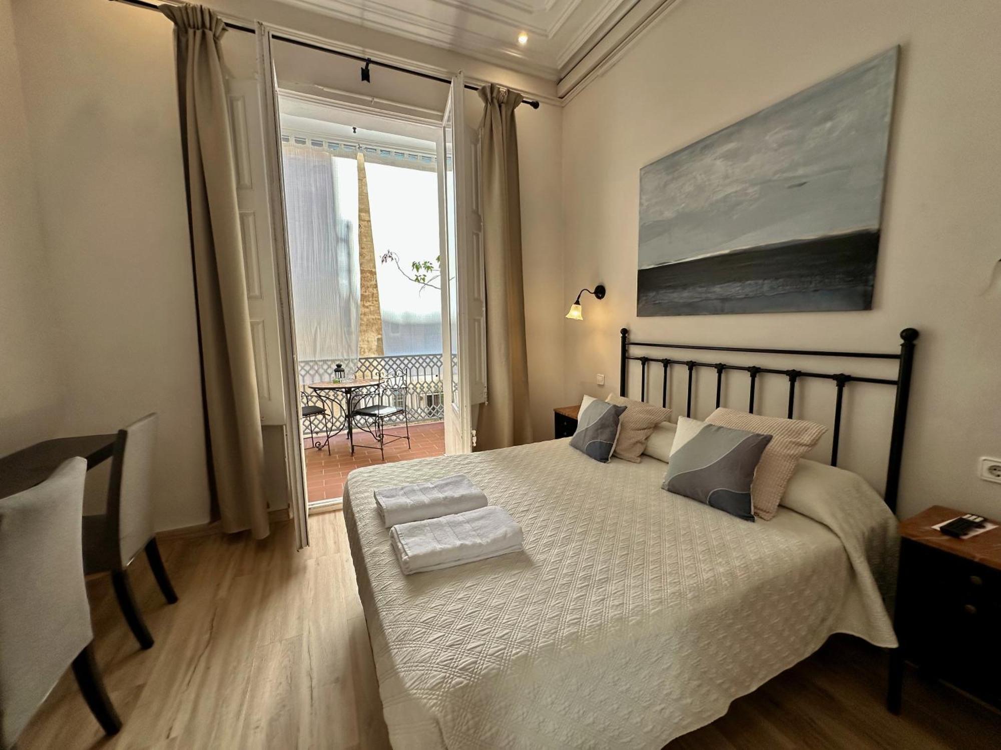 Guest house Casa Consell Gran Via, 2*