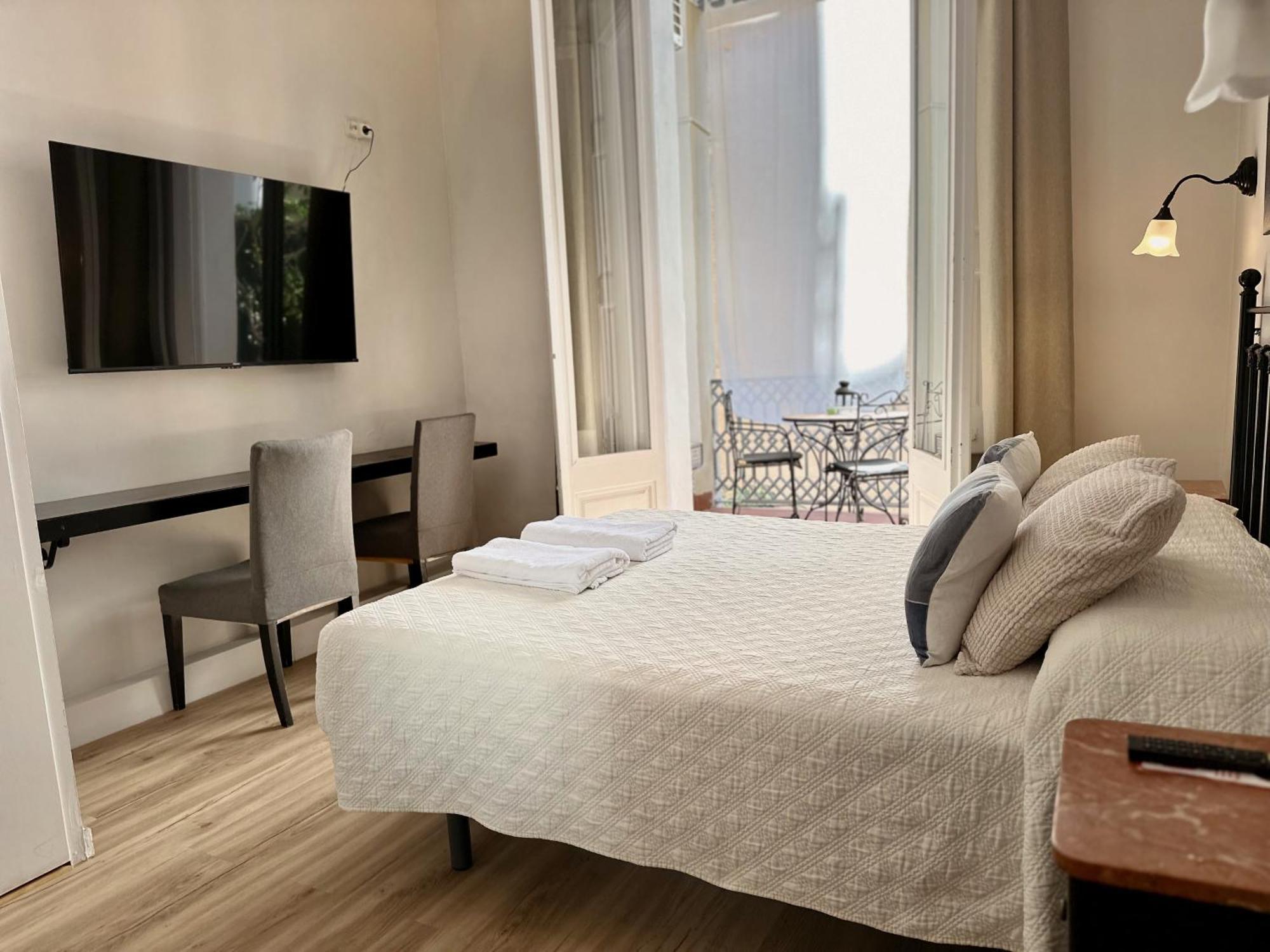 Guest house Casa Consell Gran Via,