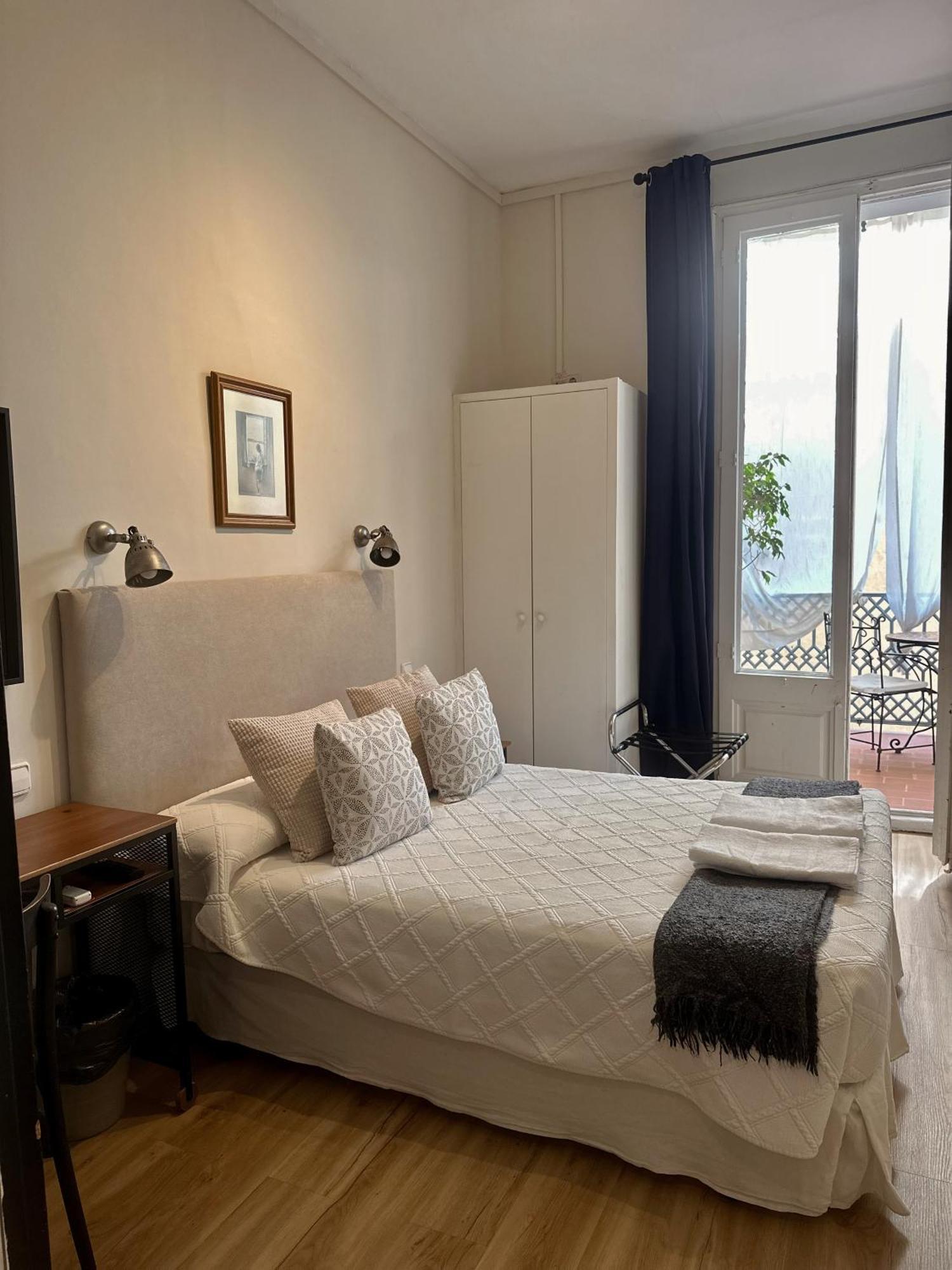 Guest house Casa Consell Gran Via,