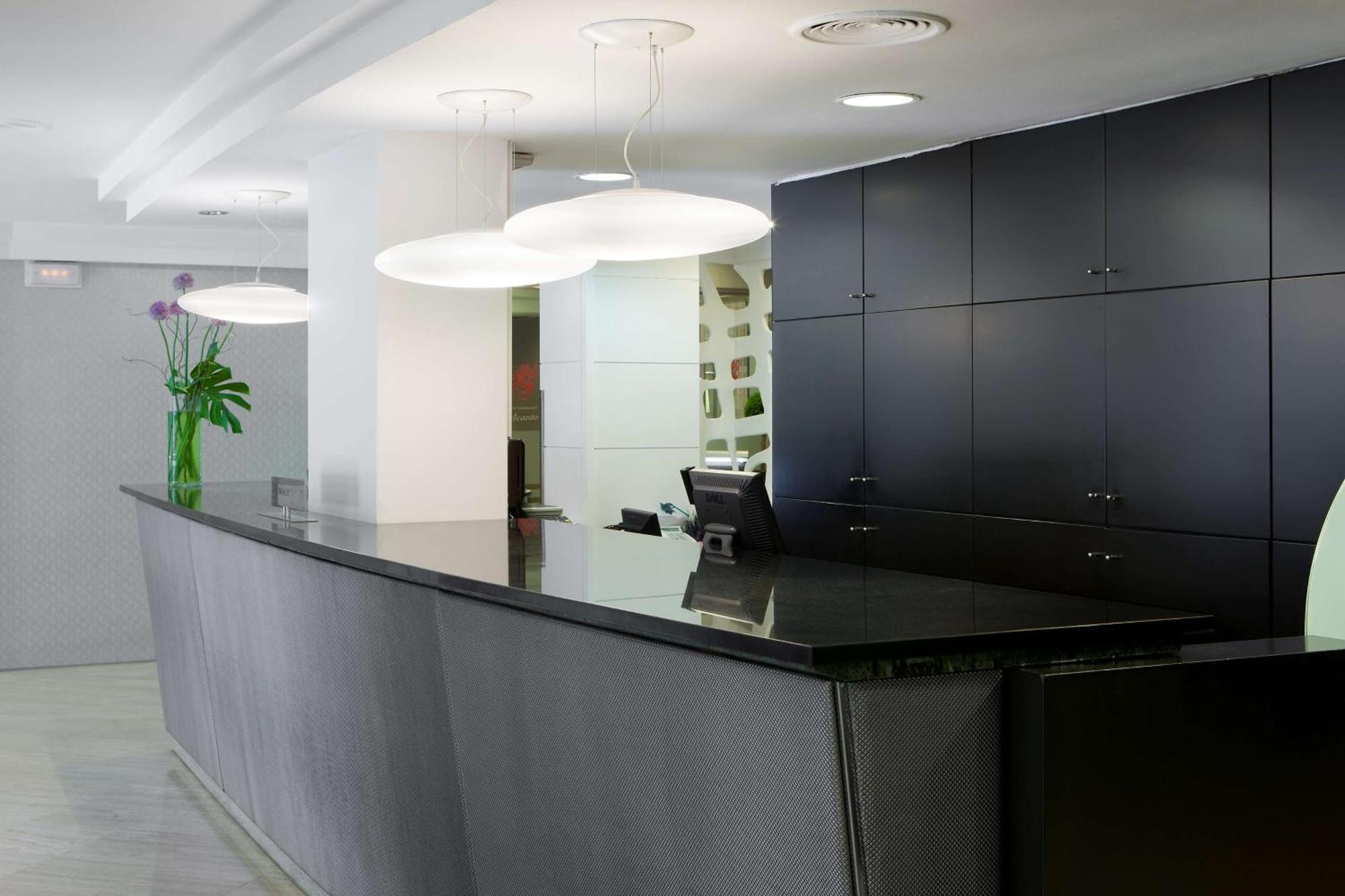 Nh Stadium Hotel Barcelona