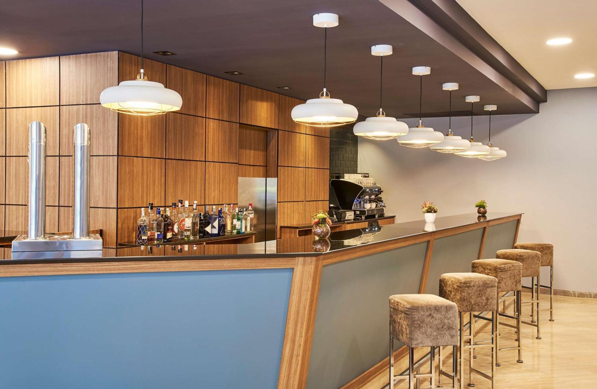 Hotel Nh Stadium Barcelona