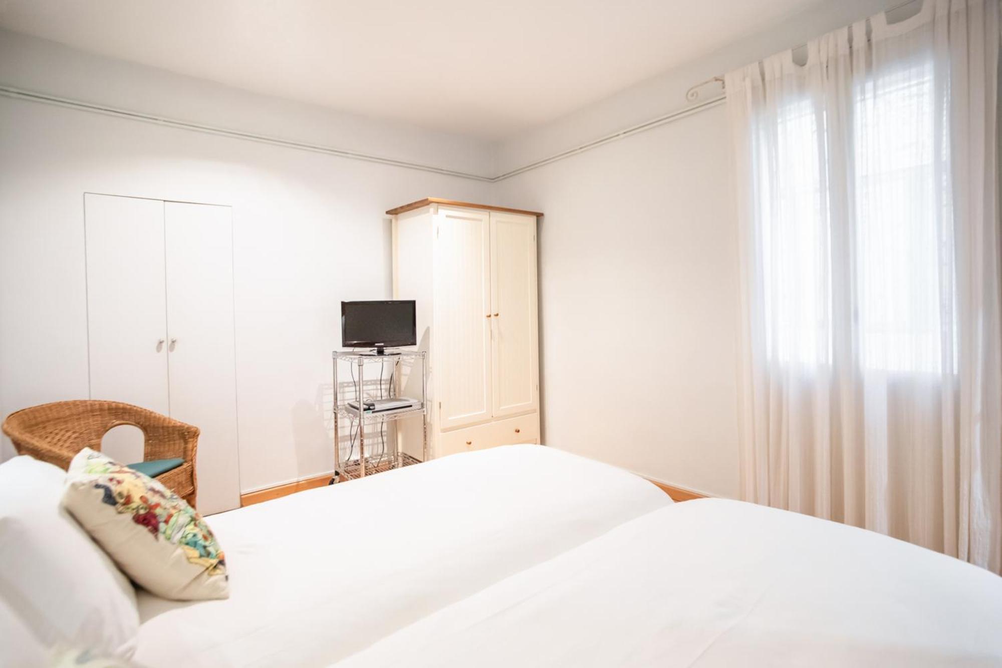 Apartamento El Born - Ciutat Vella - Port 5 Pax 2 Bedrooms Barcelona