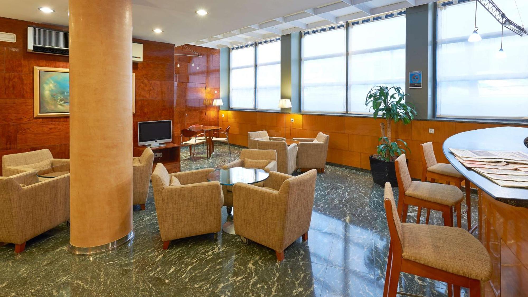 Hotel Nh Entenza