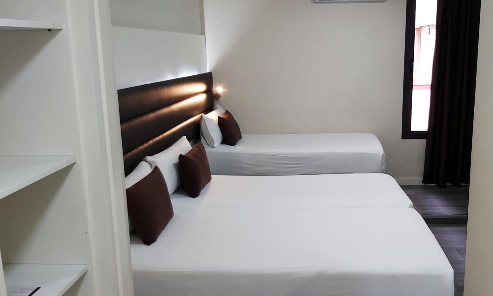 Bcn Urbaness Del Comte Hotel 2*