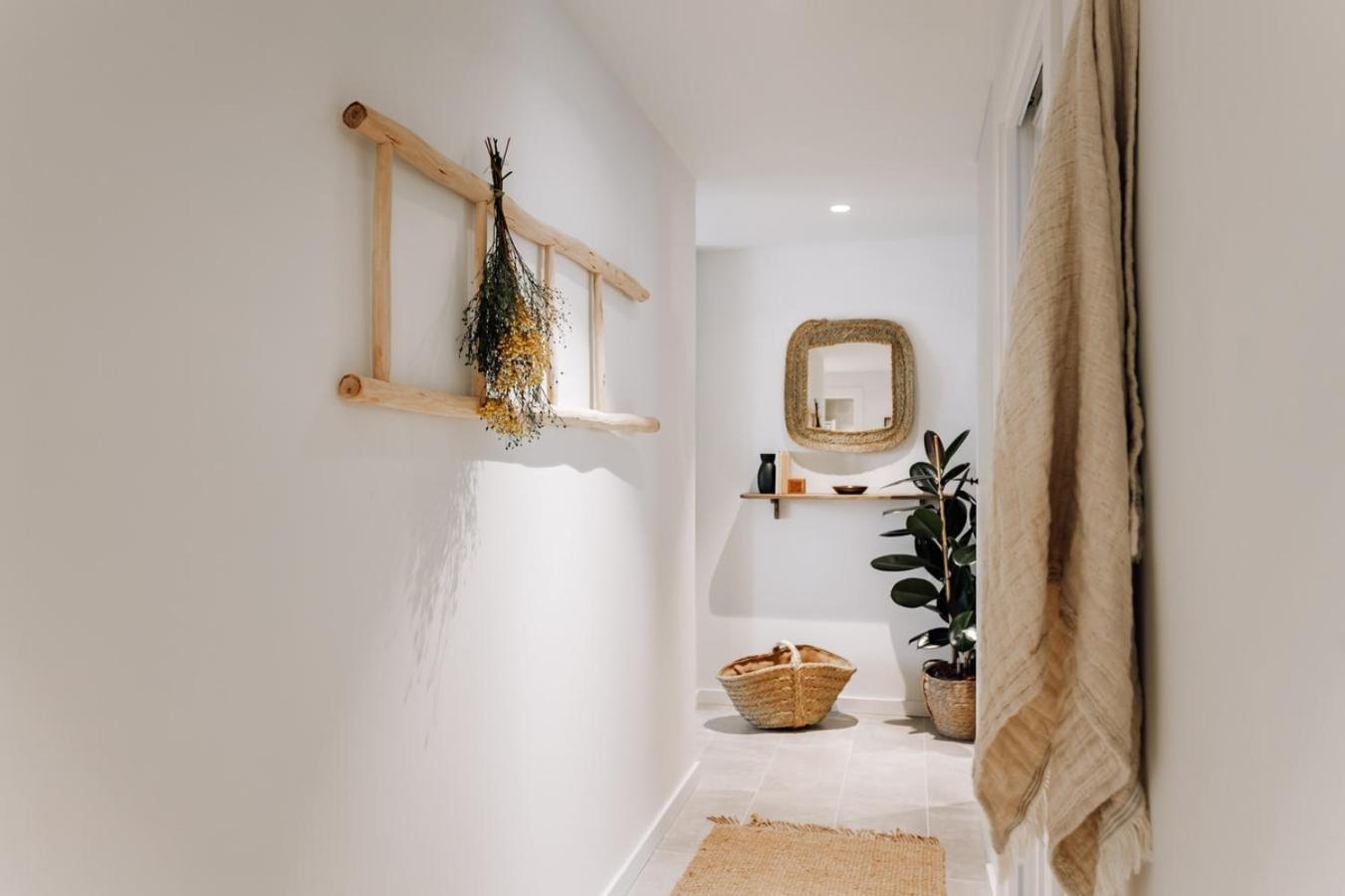 Botijo - 2 Bedrooms In Eixample Esquerra *