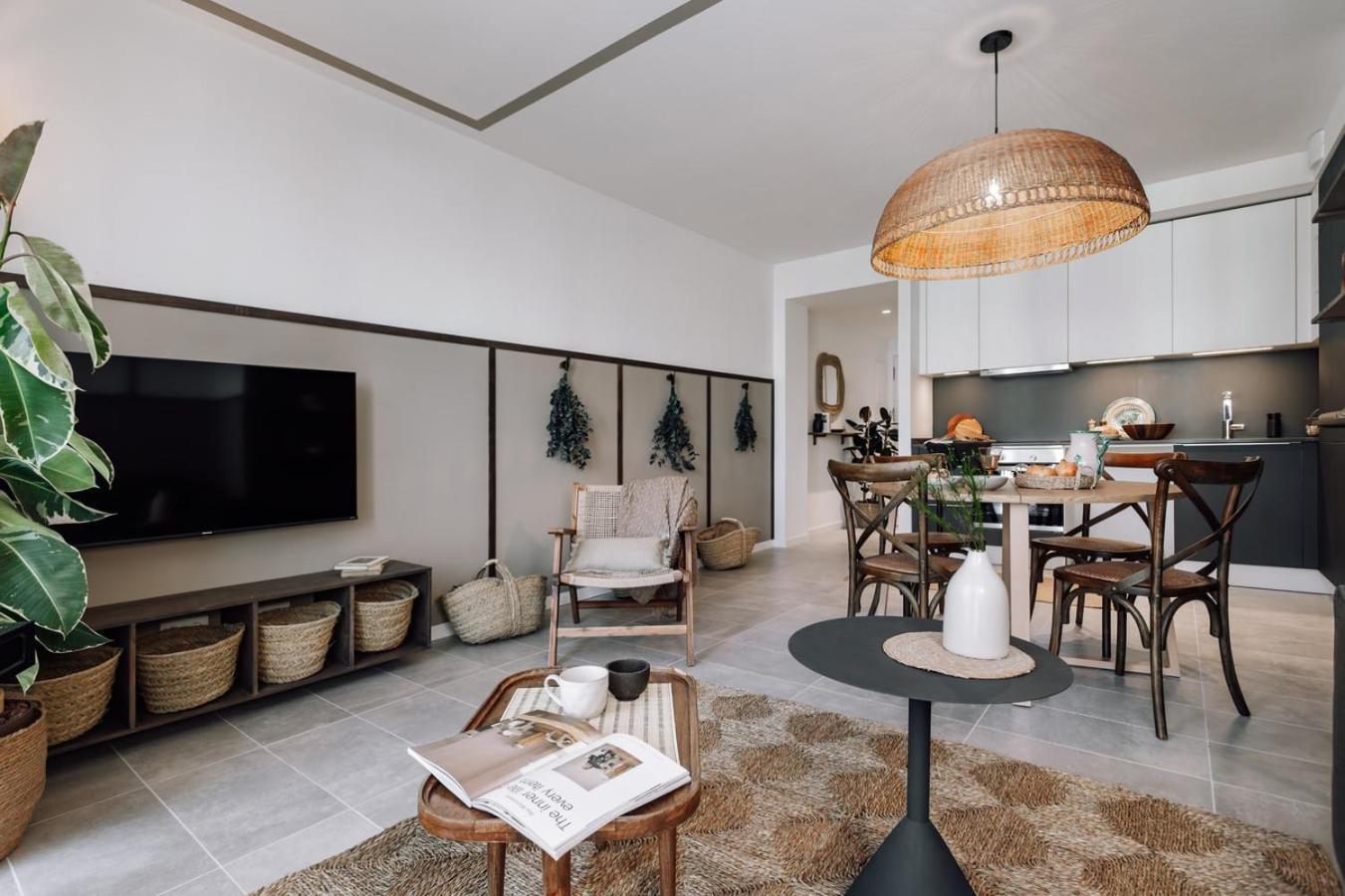 Botijo - 2 Bedrooms In Eixample Esquerra * Barcelona