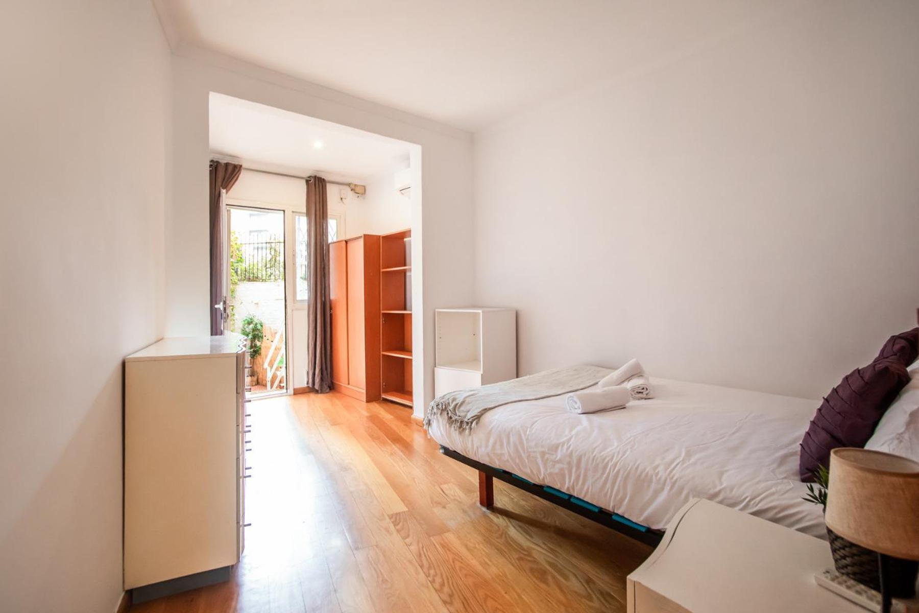 Apartamento En2val1028 - Eixample Esquerra With Terrace Barcelona