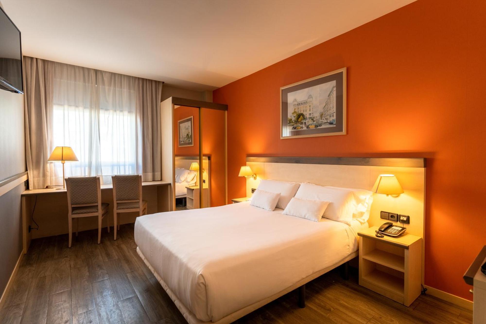 Petit Palace Trencadis Hotel