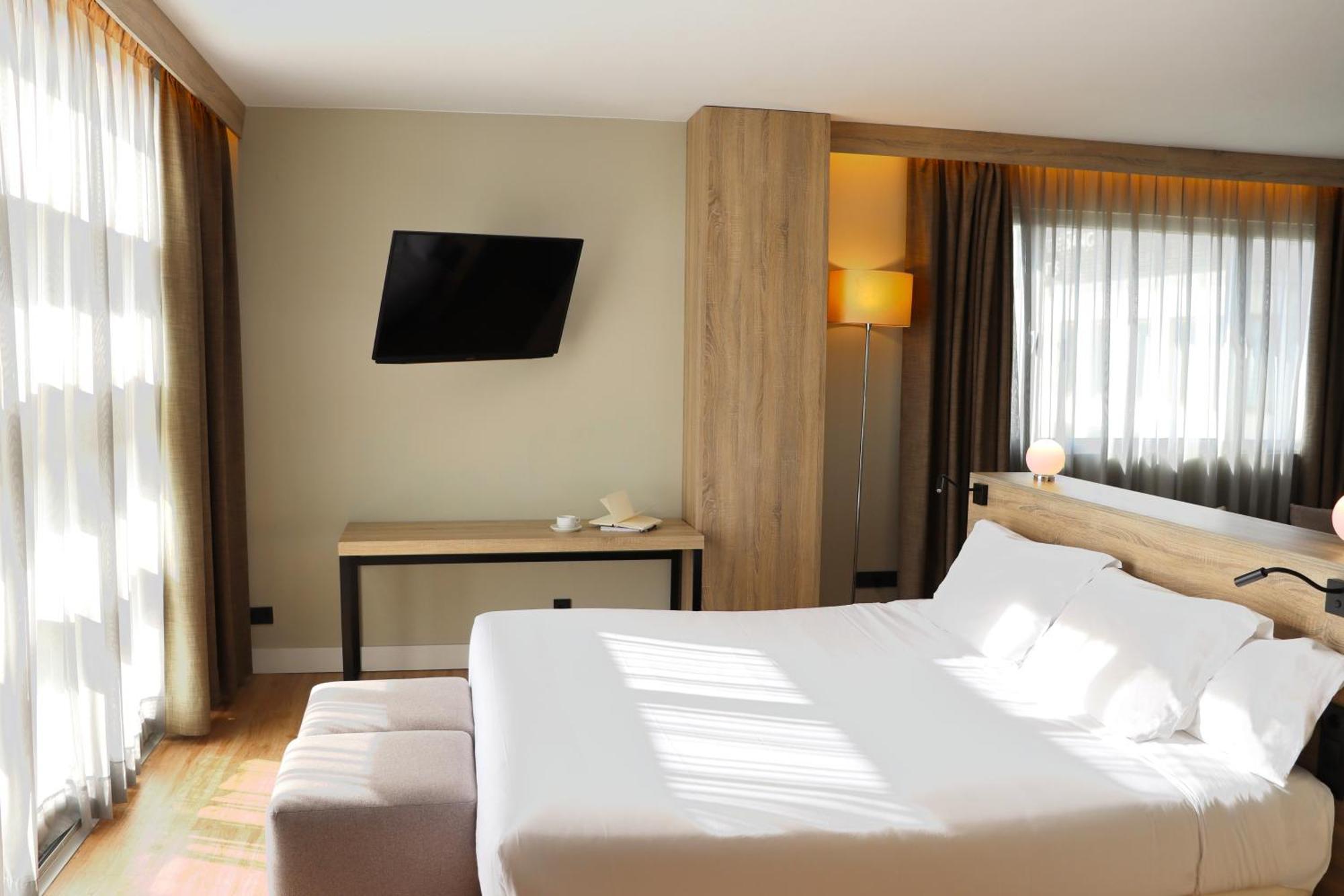 Eurohotel Diagonal Port Hotel 4*