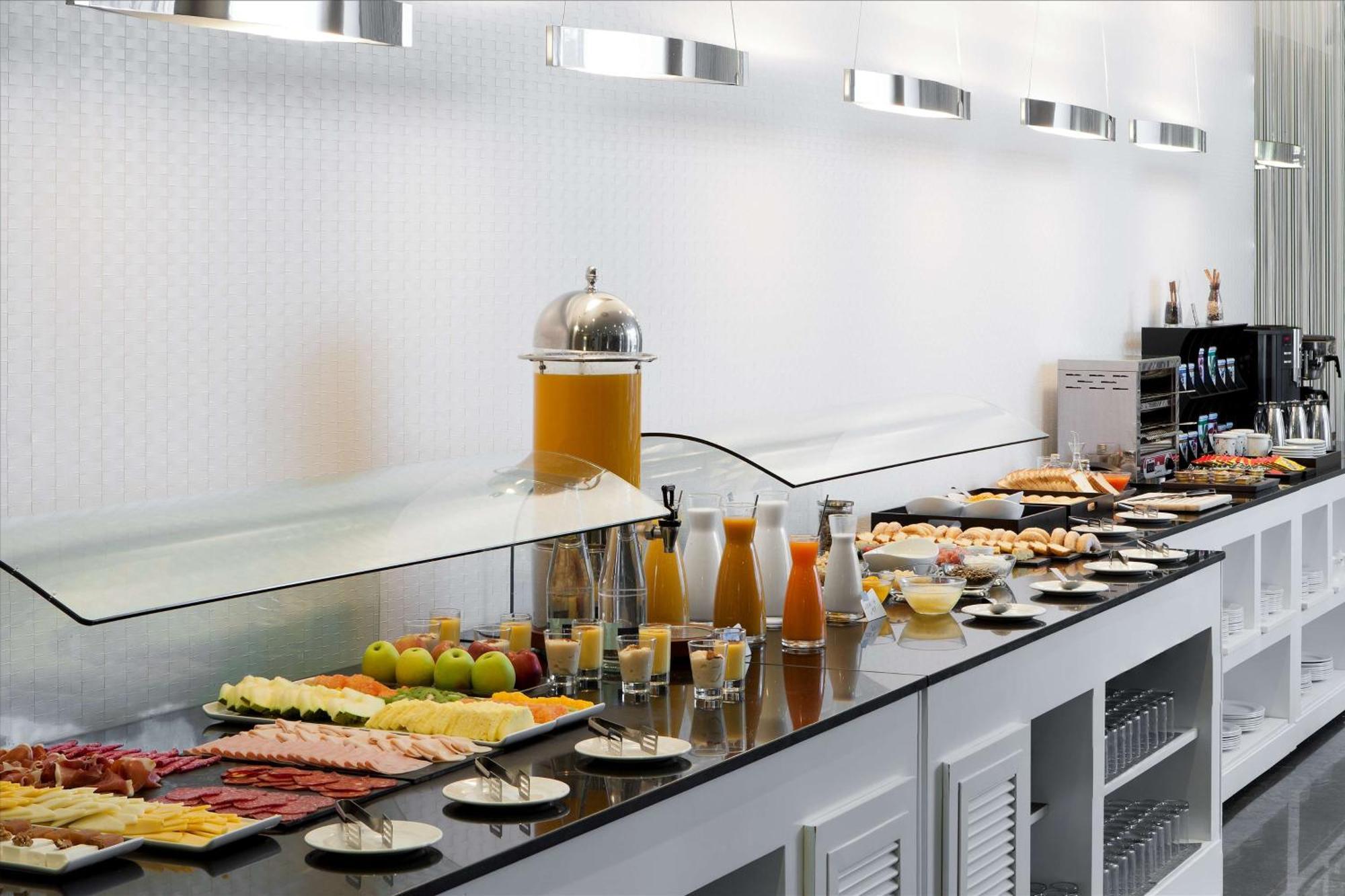 Nh Diagonal Center Hotel 3*