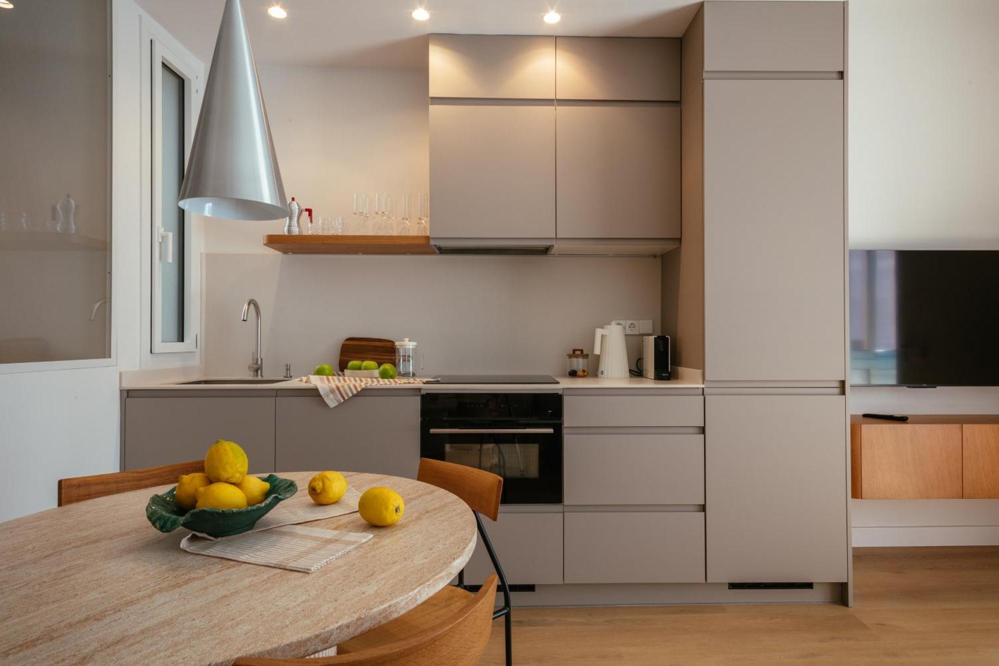 Apartamento Newly Renovated Stylish Eixample - Great Location Barcelona