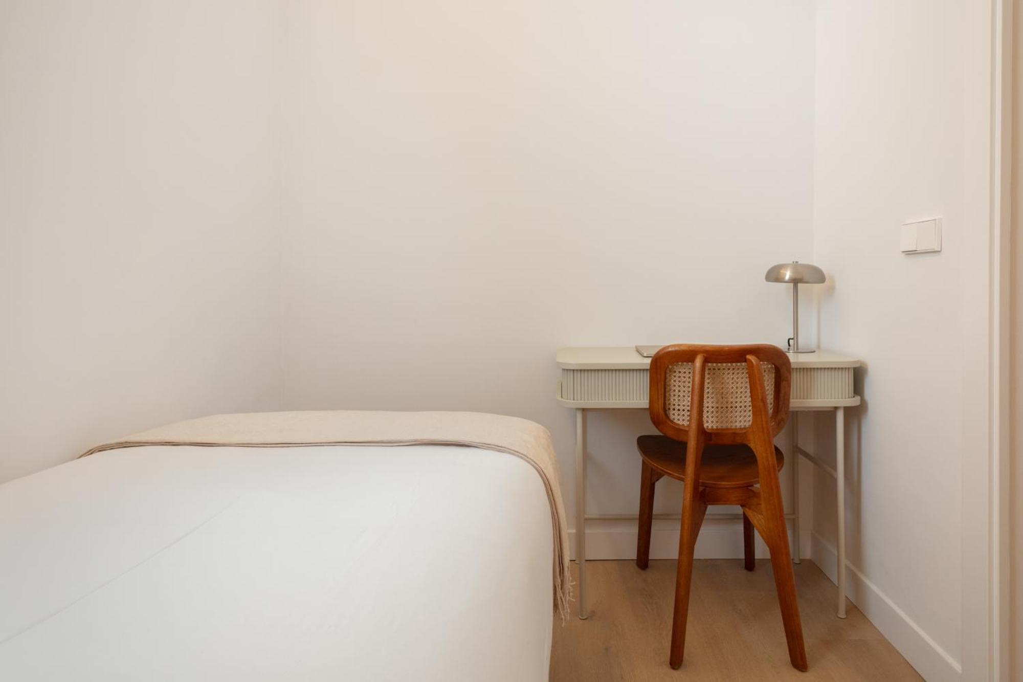 Newly Renovated Stylish Eixample - Great Location Apartamento