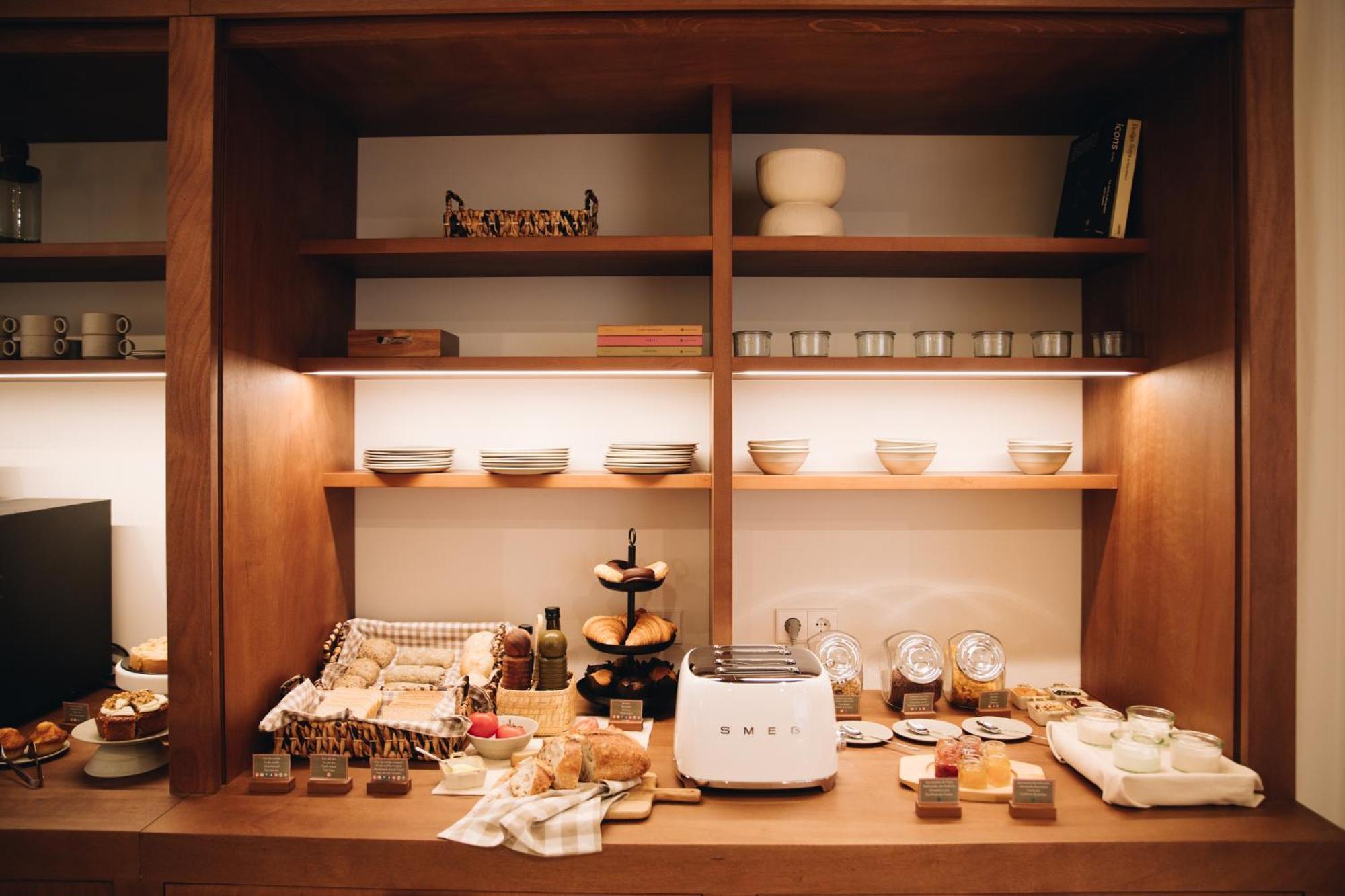 H La Paloma Boutique (adults Only)