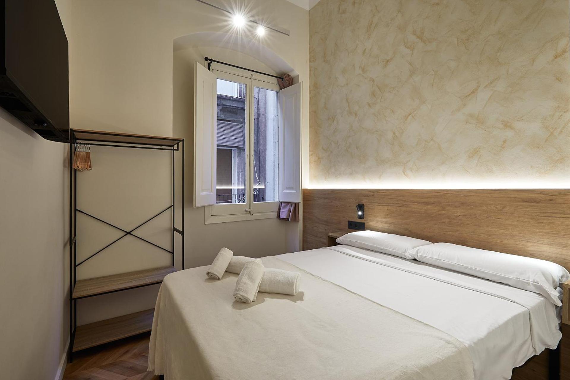Guest house Ella Boqueria 2*