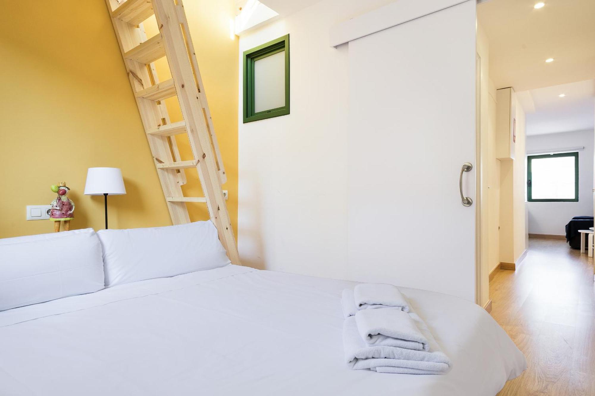 Inside Vidreria Apartamento Barcelona