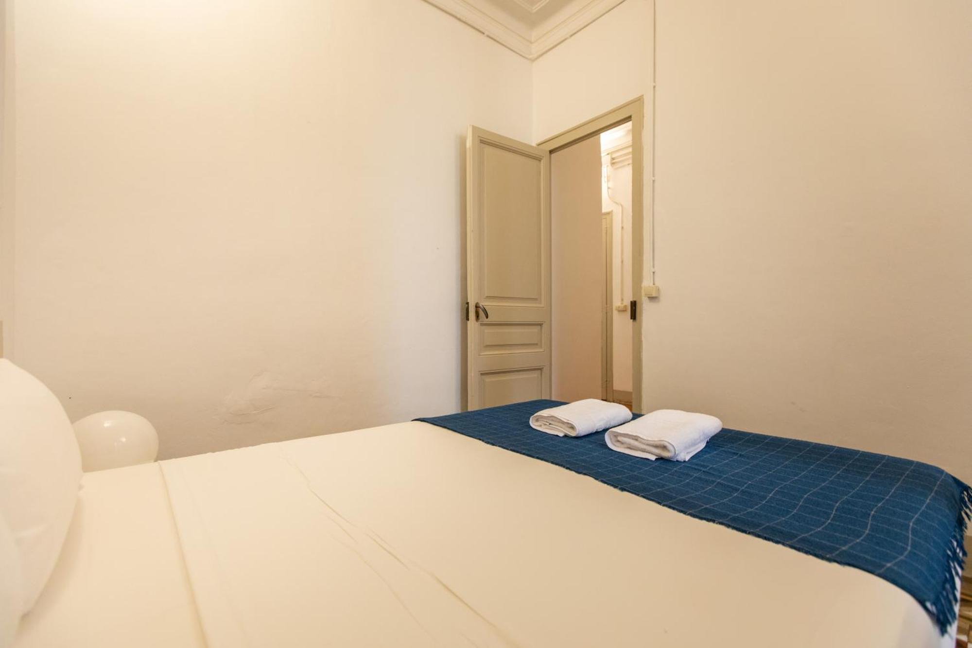 B21-apartamento Modernista Grupos Barcelona