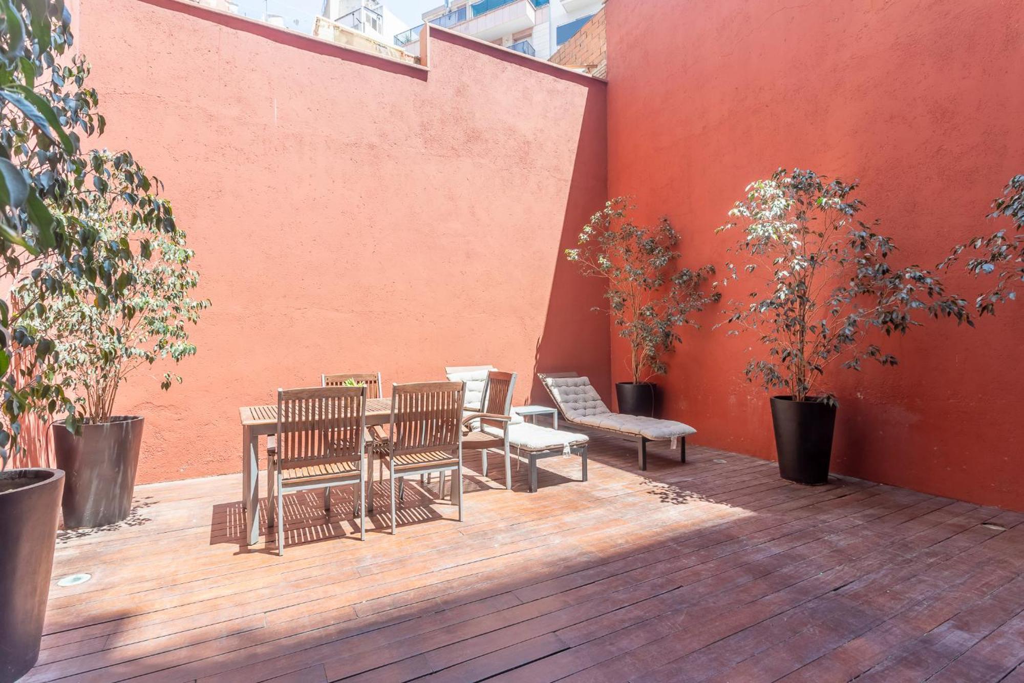 - Pool Terrace In Center Barcelona