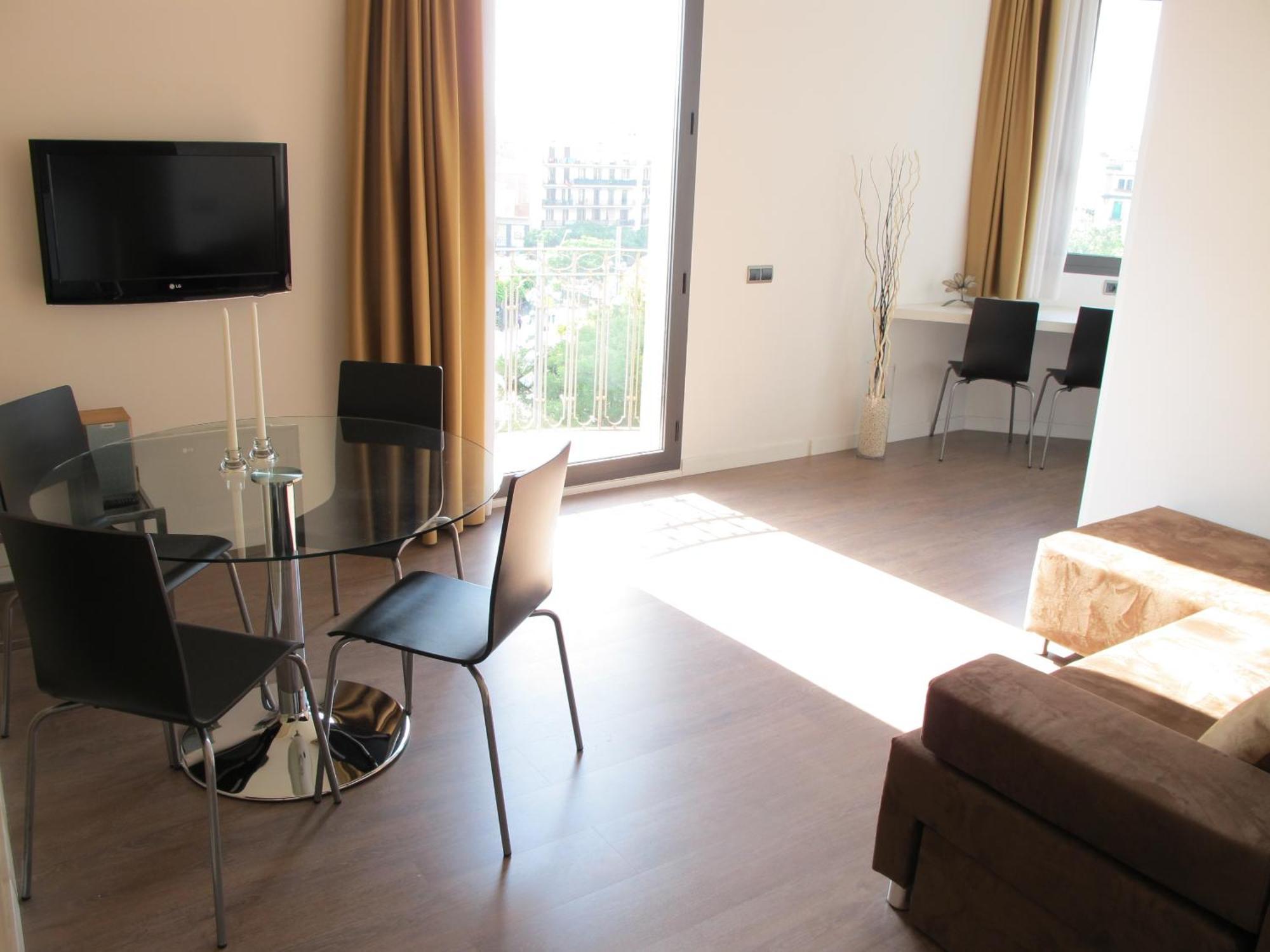 Barcelona4seasons - Sagrada Familia Apartamento *