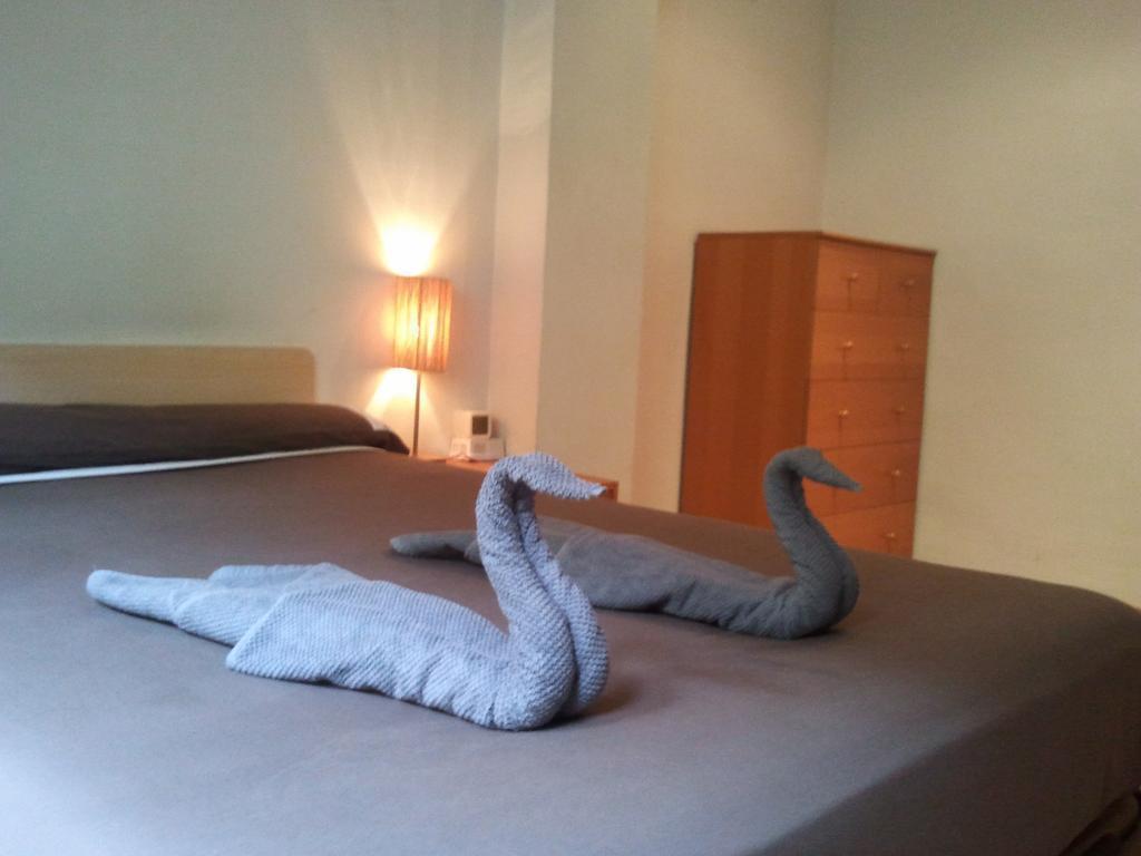 Motorsport Hostel Barcelona