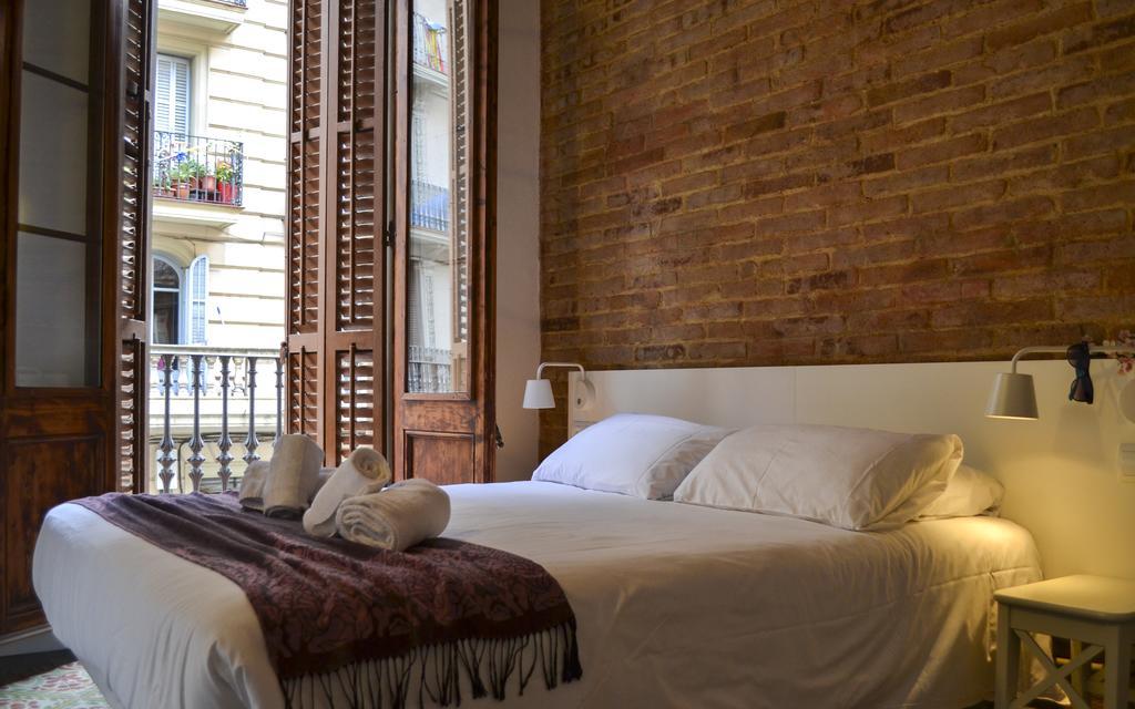 Happy People Plaza Espana Apartment *