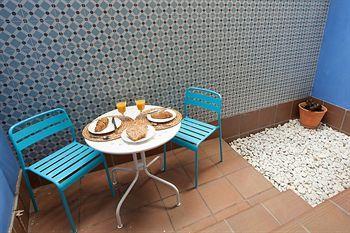 Nextdoor Gaudi Apartamento *