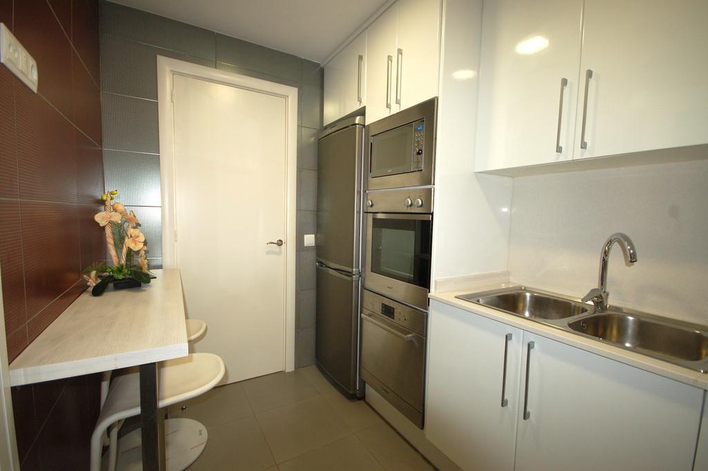 Apartment Lets Holidays Centric In Barcelona