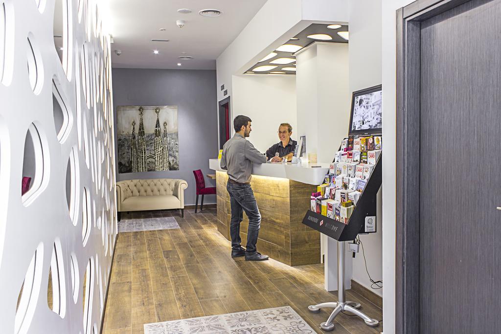 Apart-suites Hostemplo Apartamento Barcelona