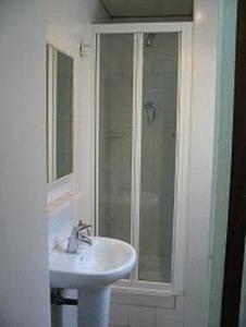 Residencia Albergue Studio Hostal