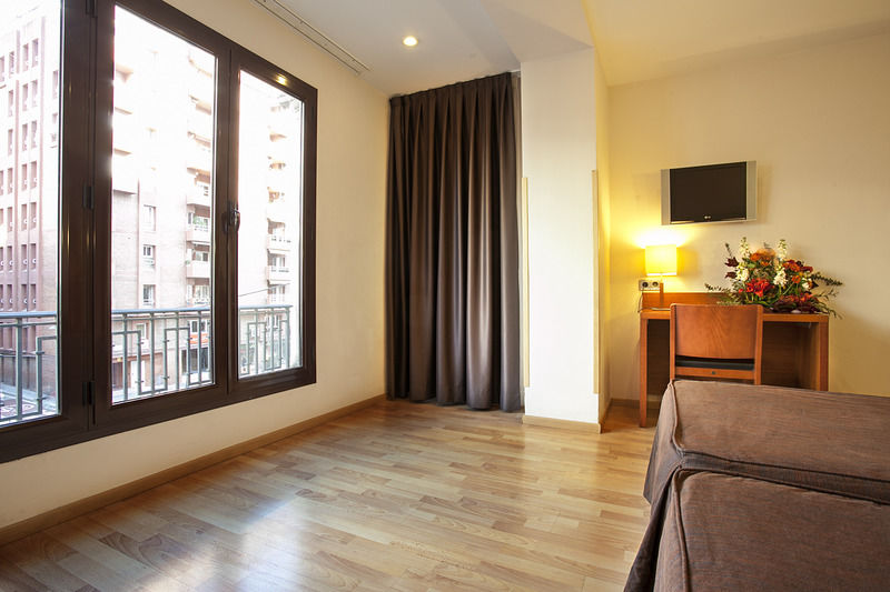 Via Augusta Hotel
