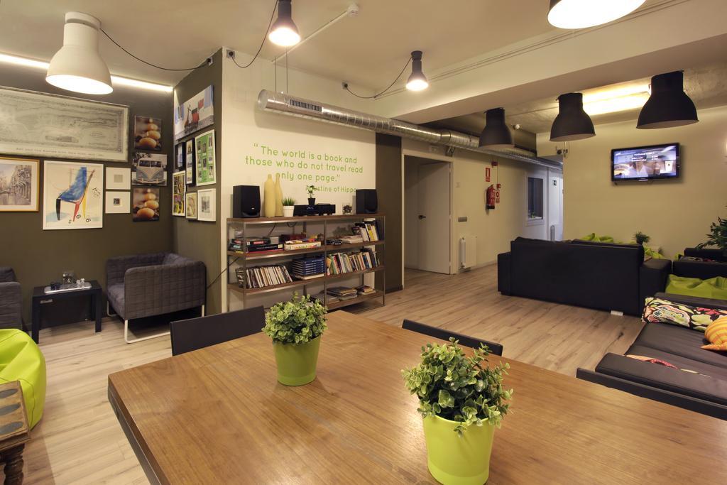 Gracia Hostal