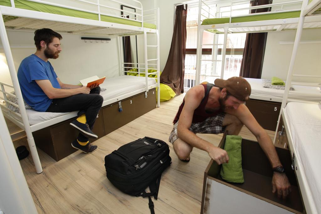 Gracia Hostal Barcelona