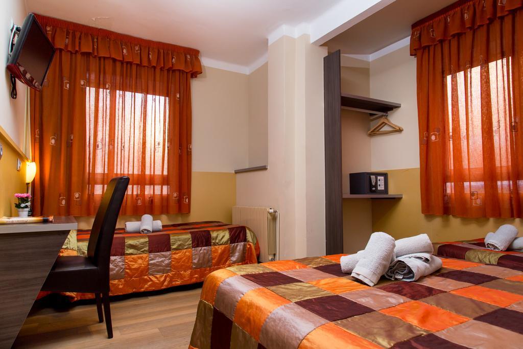 Hostal Barcelona