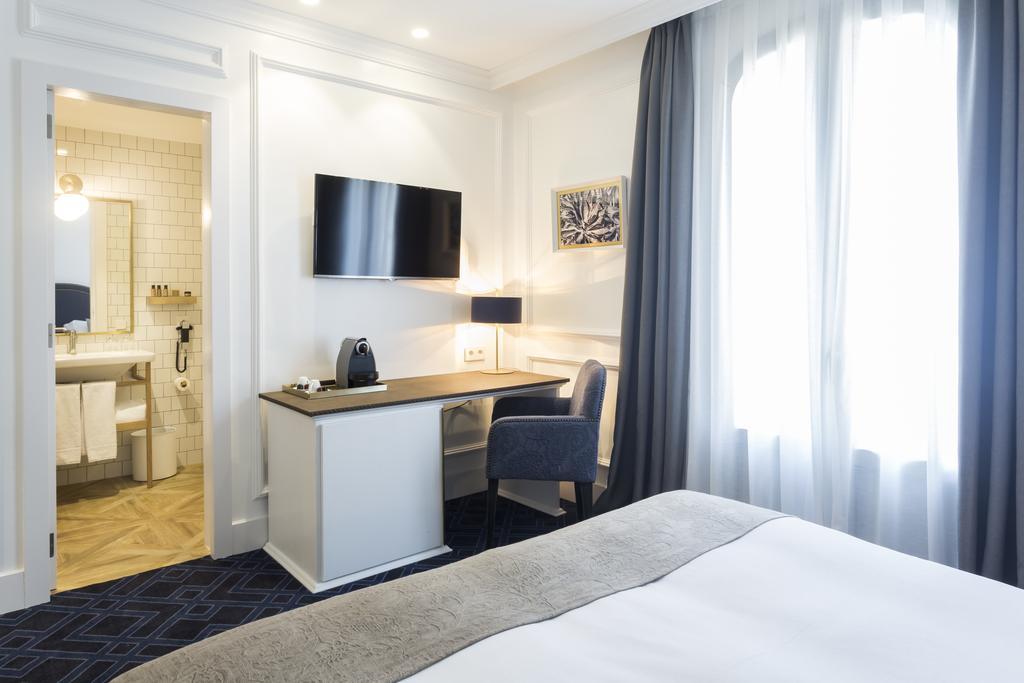 Hotel Midmost 4*