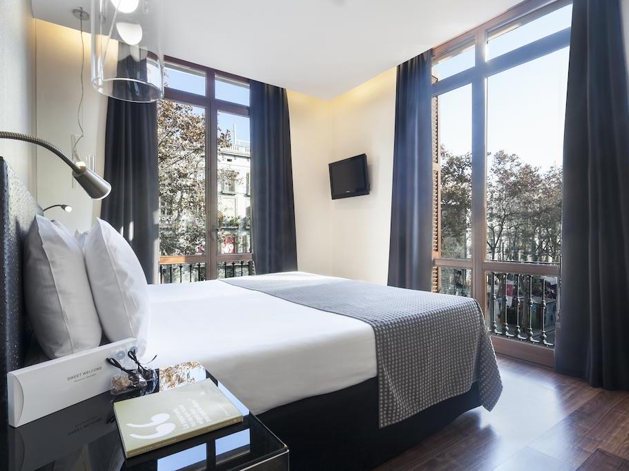 Hotel Exe Ramblas Boquería 3*