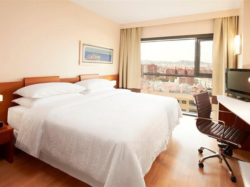Four Points By Sheraton Diagonal 4*