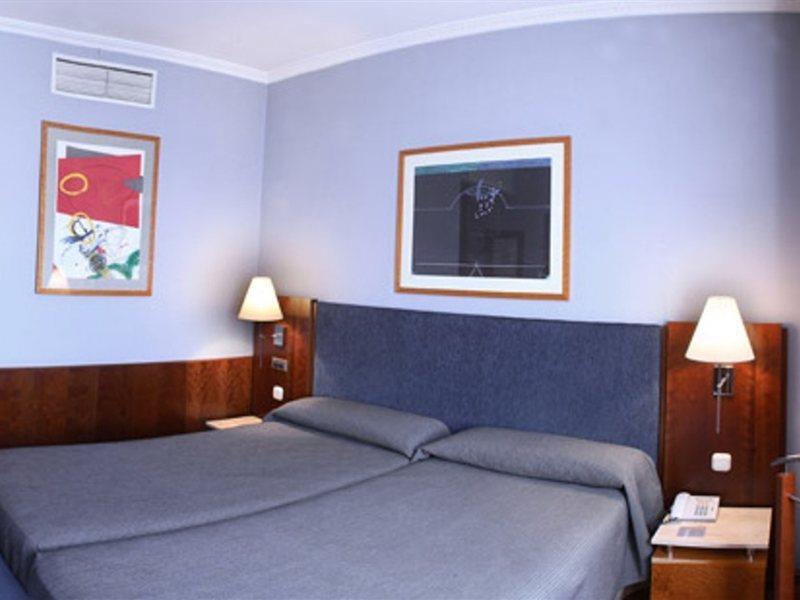 Chic & Basic Velvet 3* Barcelona