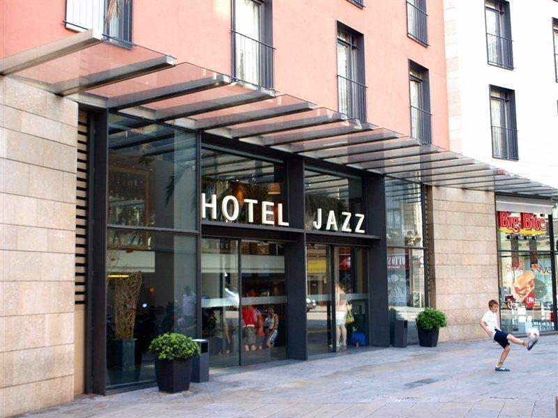 Jazz Hotel