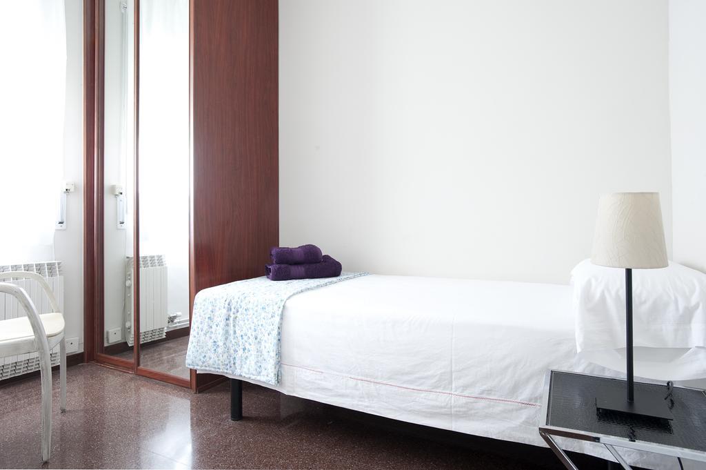 Gold Dreem Les Corts Apartamento *