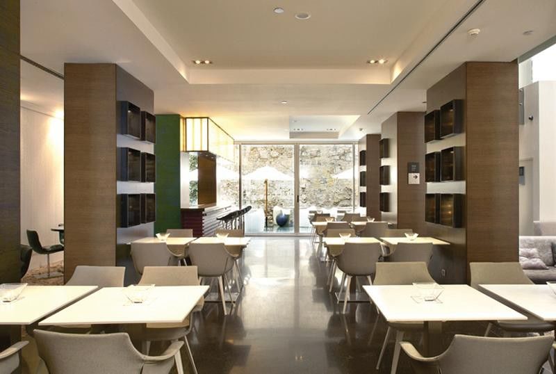 Hotel Olivia Plaza