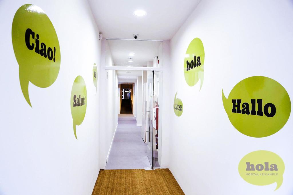 Hola Eixample Hostal